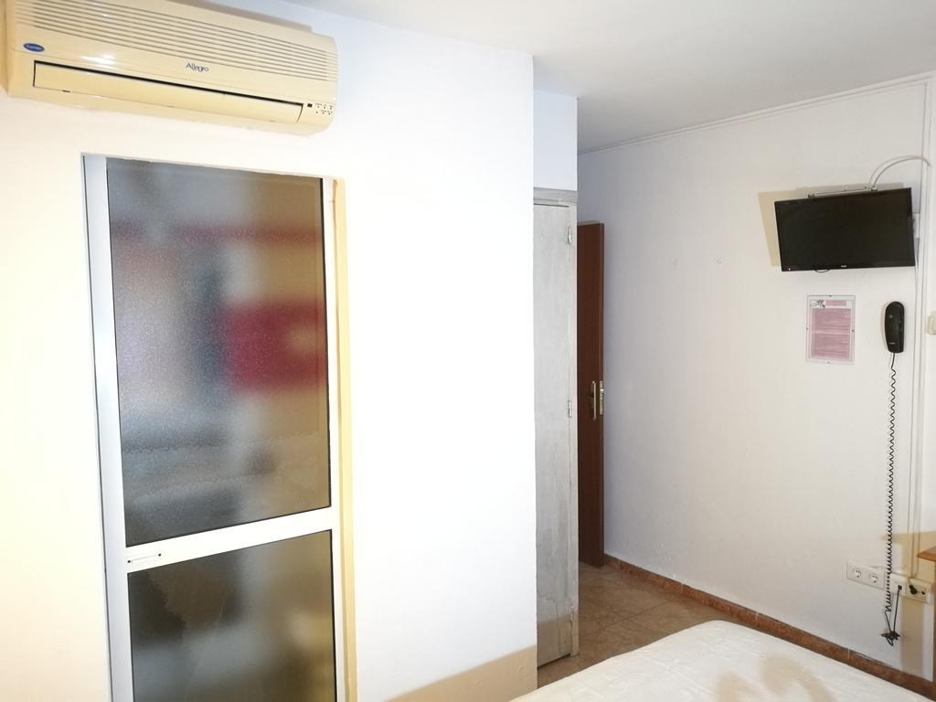 Virgen Del Rocio II Hotel Torremolinos Buitenkant foto