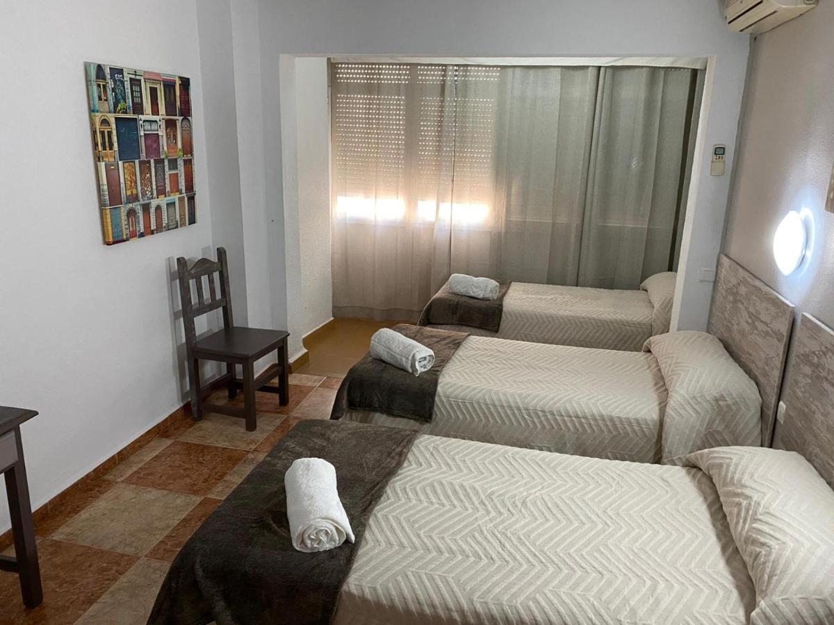 Virgen Del Rocio II Hotel Torremolinos Buitenkant foto